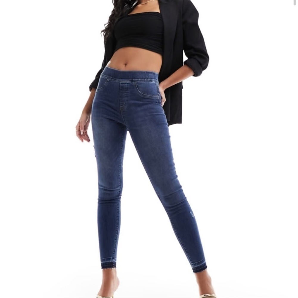 Spanx Jeans Distressed Ankle Skinny Medium Wash Size Medium